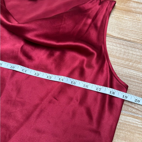 Lafayette 148 New York Red Silk 2pc Set Red Cropped Jacket and Shell | Petite 6 - Picture 5 of 8